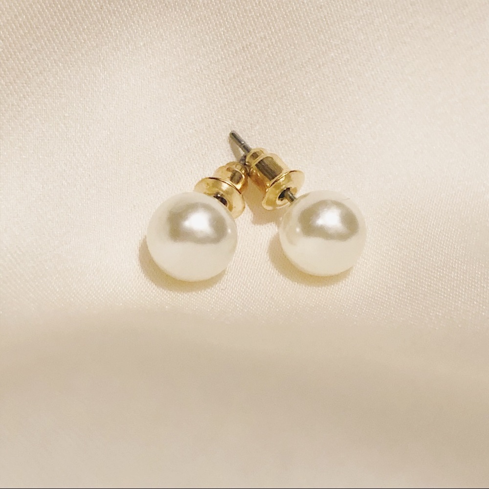 Round Pearl Stud Dainty Earrings